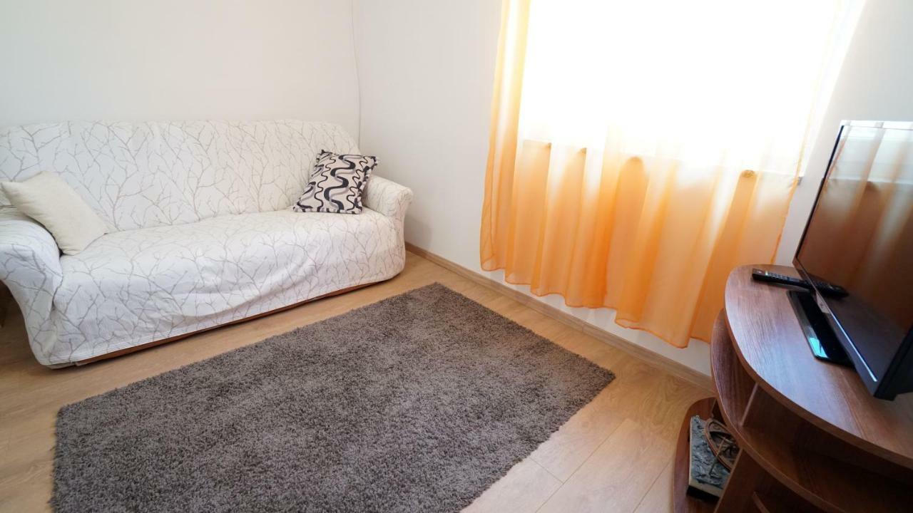 Apartment Ana Vinjerac Εξωτερικό φωτογραφία