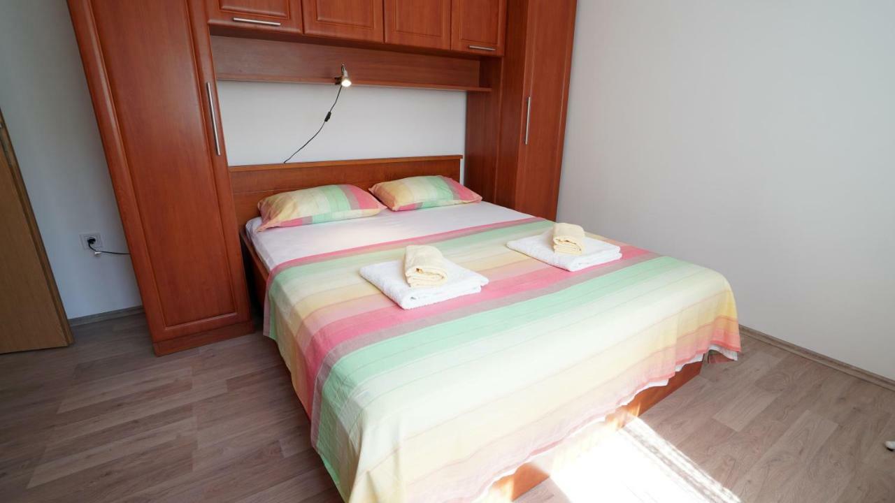 Apartment Ana Vinjerac Εξωτερικό φωτογραφία