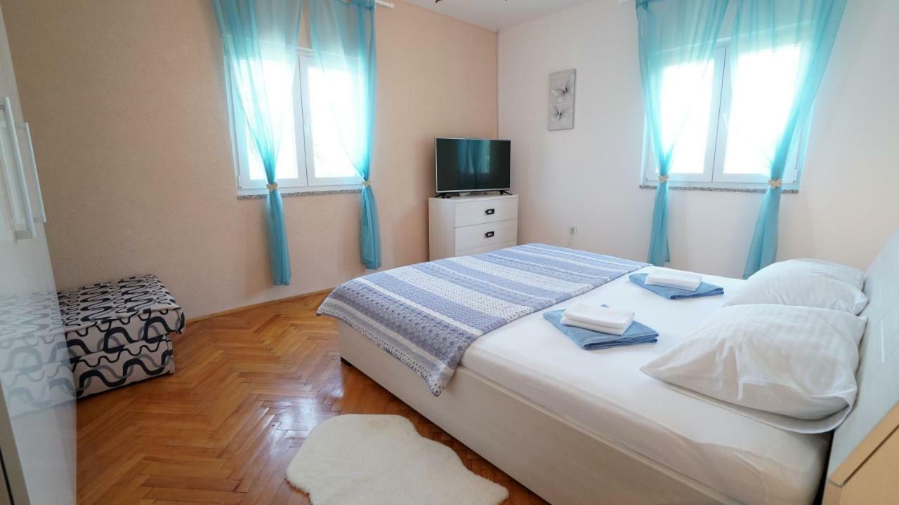 Apartment Ana Vinjerac Εξωτερικό φωτογραφία